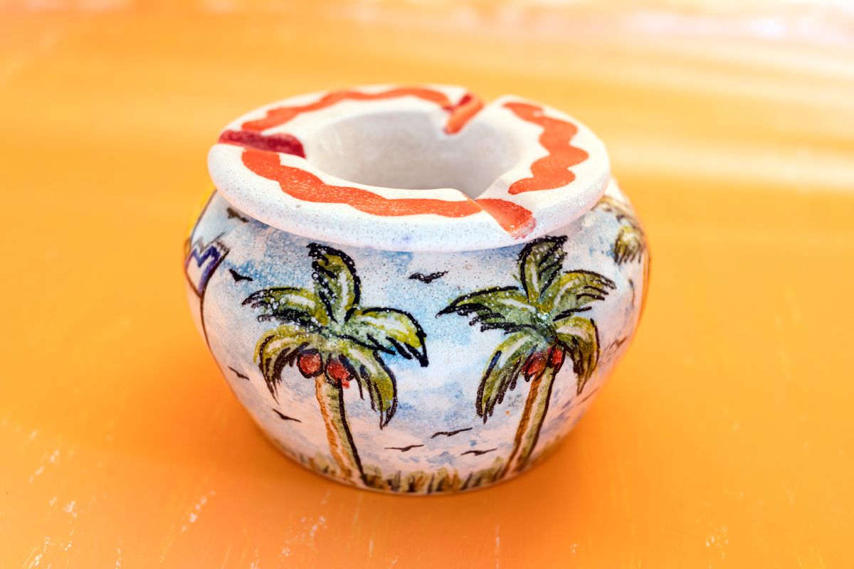 pottery ashtray 3
